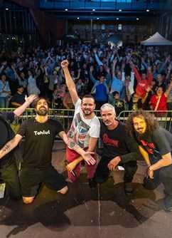 320-4d4112a3ad08428c8bf2f86cef581973