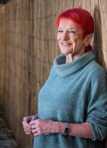 320-c8cc916bd1334695a59594372edf2b02